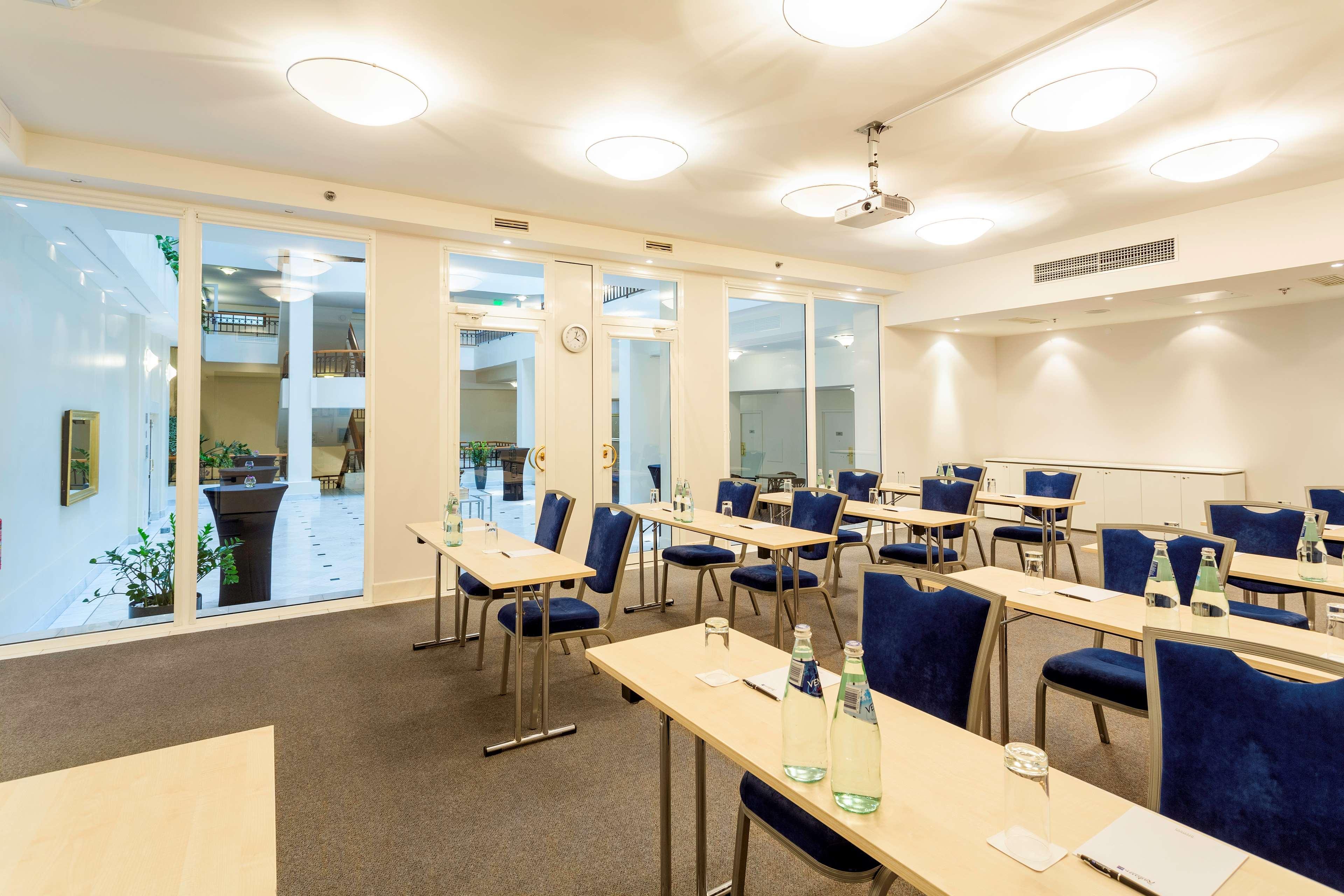 Hotel Radisson Blu & Spa, Daugava 4*